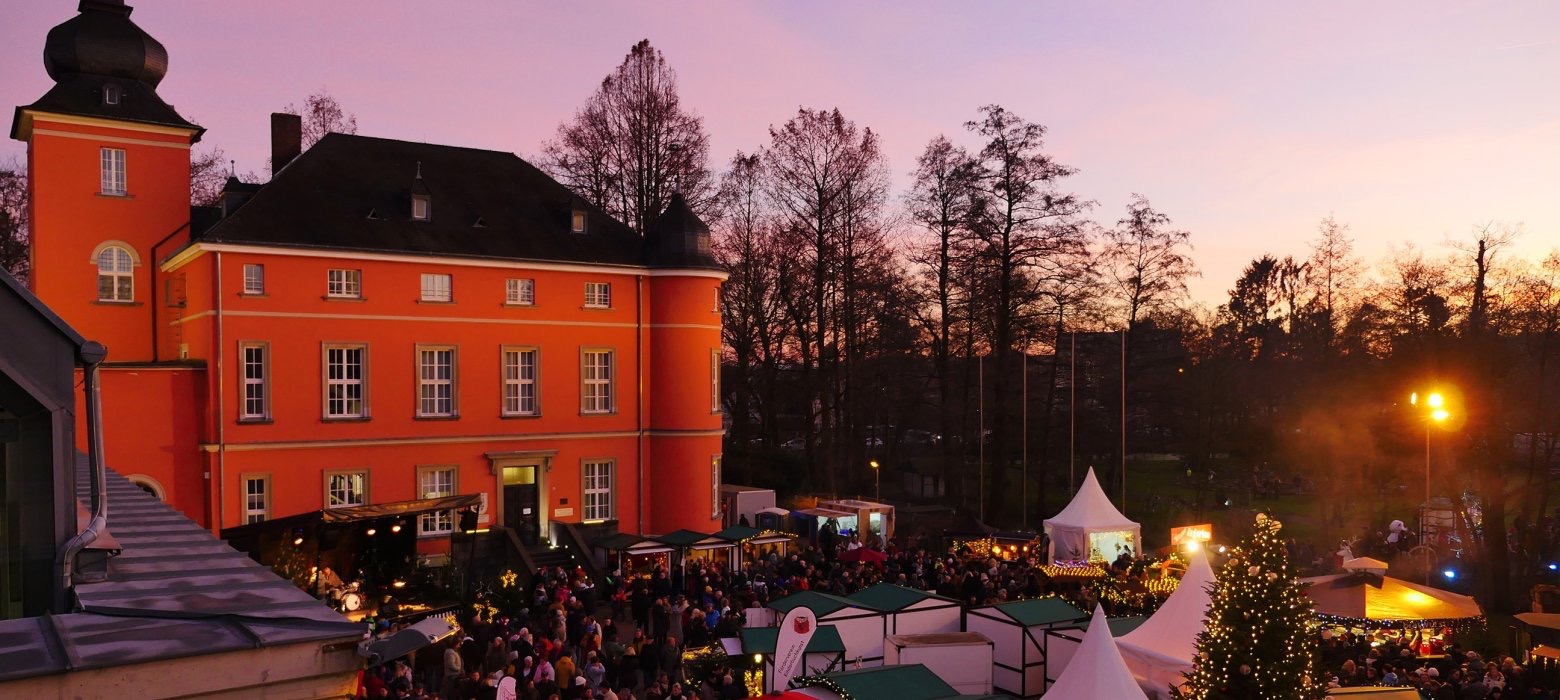 Weihnachtsmarkt Burg Wissem Troisdorf
